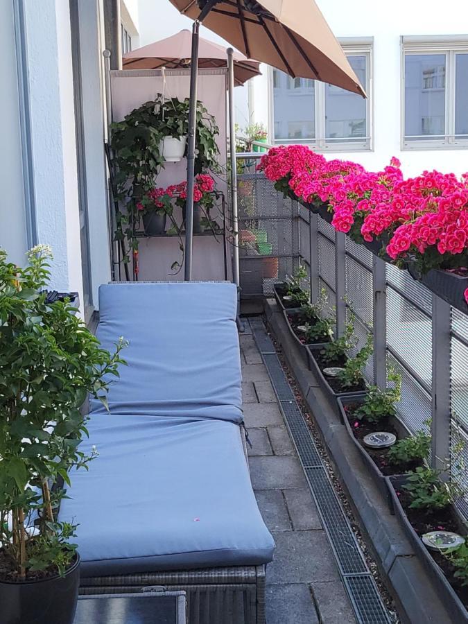 Terrassen-wohnung Mit Blick Auf Fernsehturm Apartamento Berlim